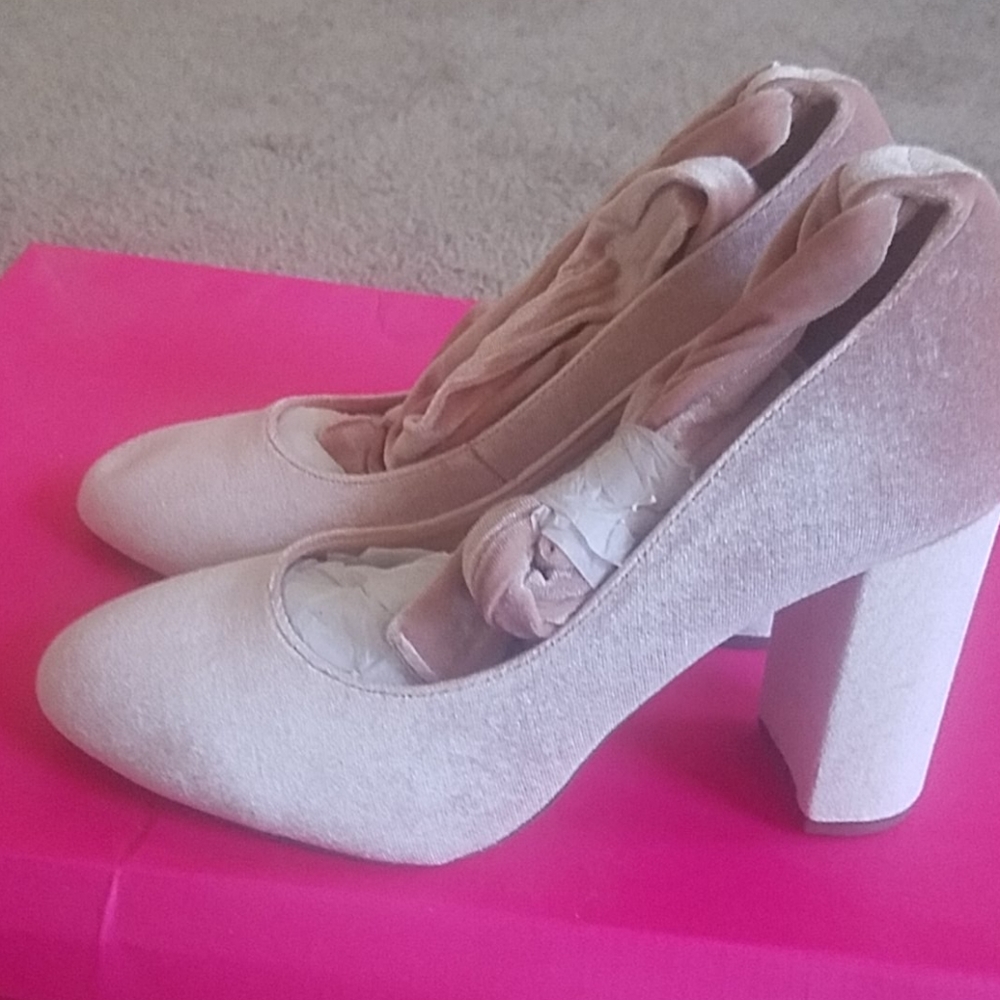 Ankle Tie Pink Suede Thick Heels